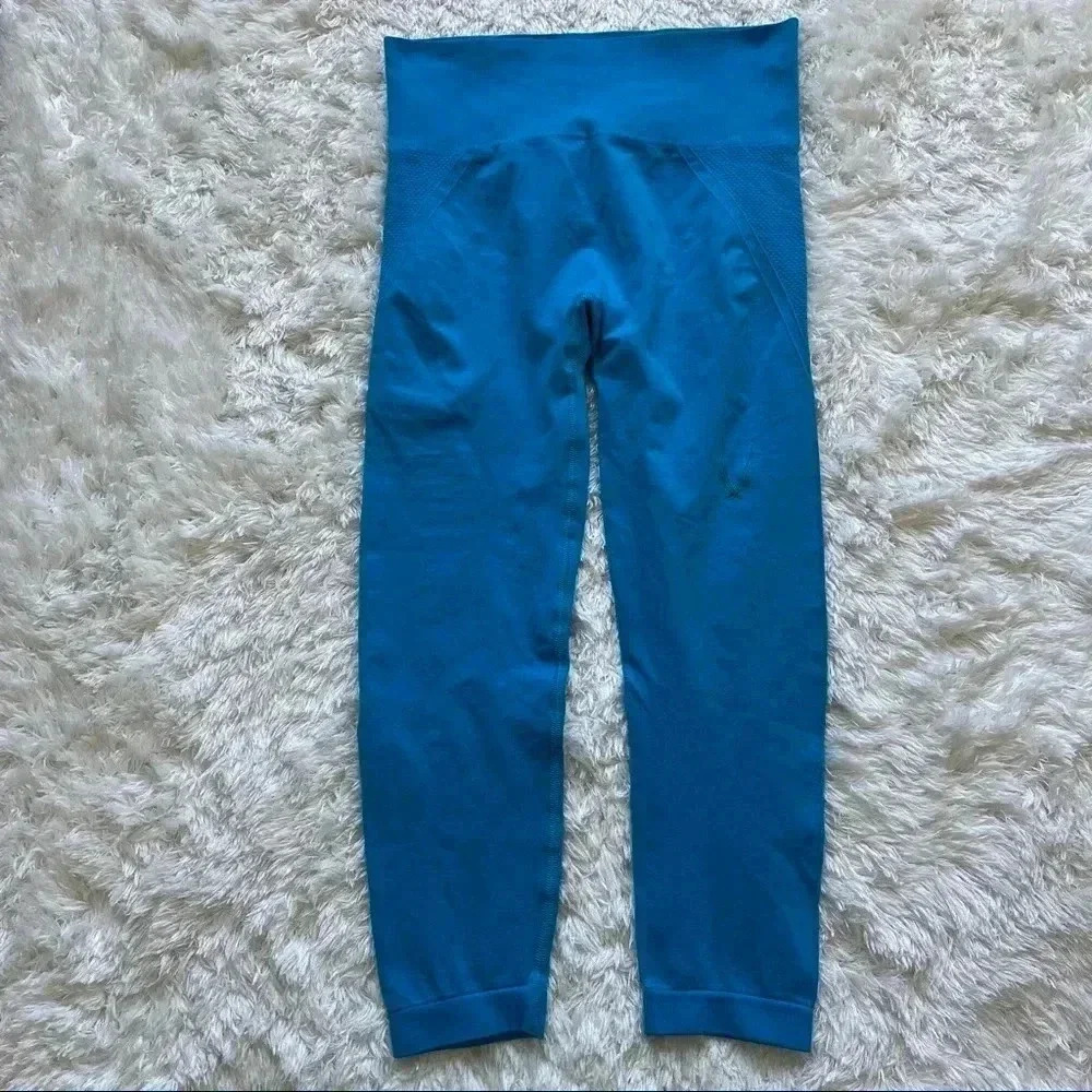 lucas hugh leggings size M